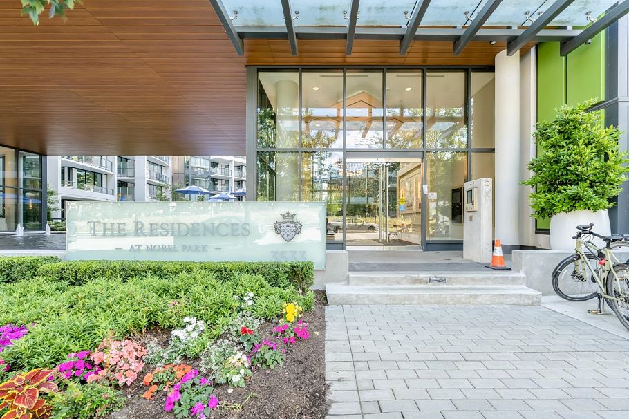 903 3533 Ross Drive Vancouver, BC - 1