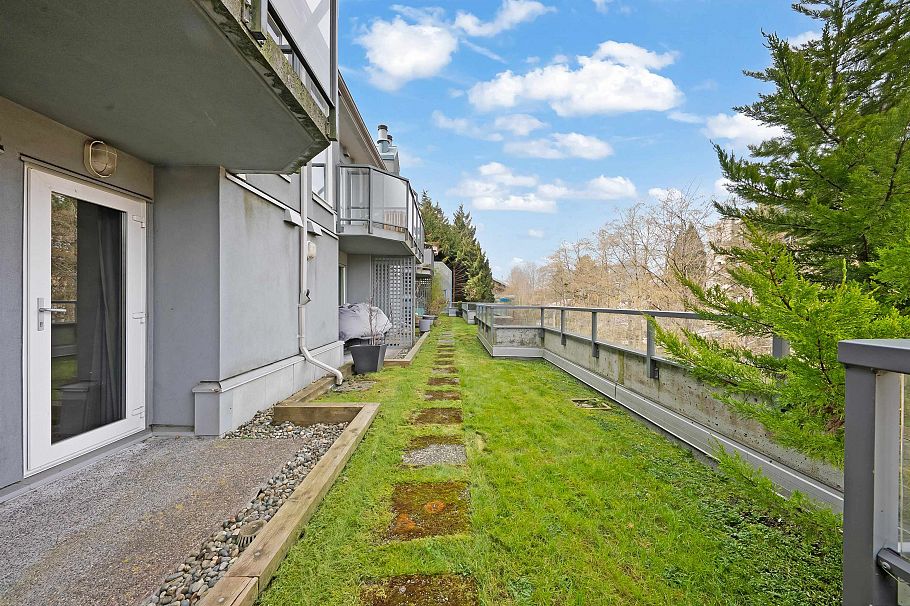 8 1355 W 4th Avenue Vancouver, BC - 16