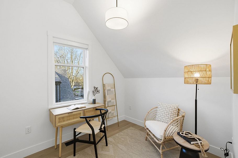 1081 Semlin Drive Vancouver, BC - 22