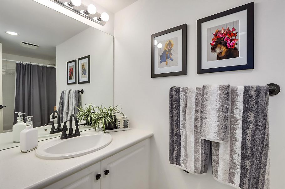 32 5650 Hampton Place Vancouver, BC - 30