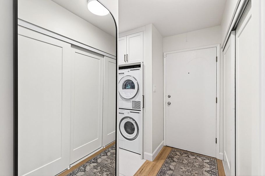 108 1424 Walnut Street Vancouver, BC - 14