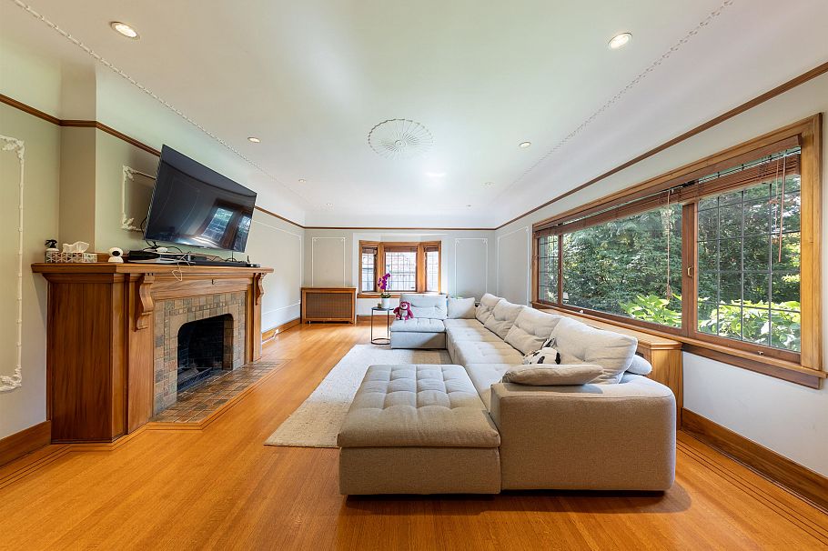 6026 Angus Drive Vancouver, BC - 11