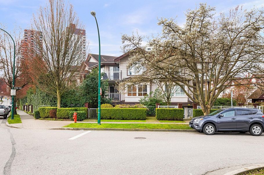 207 5355 Boundary Road Vancouver, BC - 23