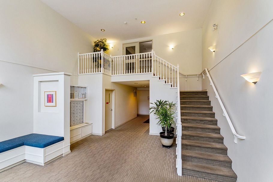 204 155 E 3rd Street North Vancouver, BC - 19