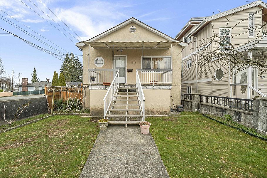 3309 E 29th Avenue Vancouver, BC - 2