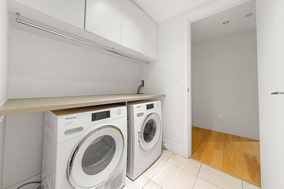 4602 667 Howe Street Vancouver, BC - 40