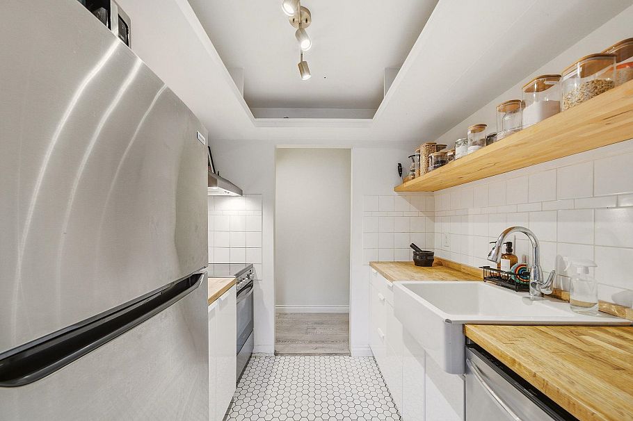 207 2215 Dundas Street Vancouver, BC - 15