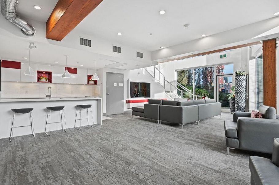 903 3281 E Kent Avenue North Vancouver, BC - 27