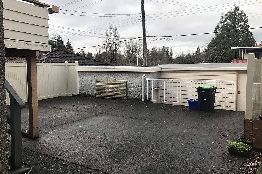 5771 Sherbrooke Street Vancouver, BC - 8