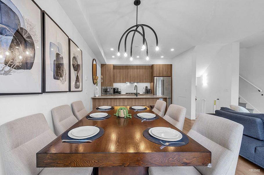 1 533 E 3rd Street North Vancouver, BC - 10