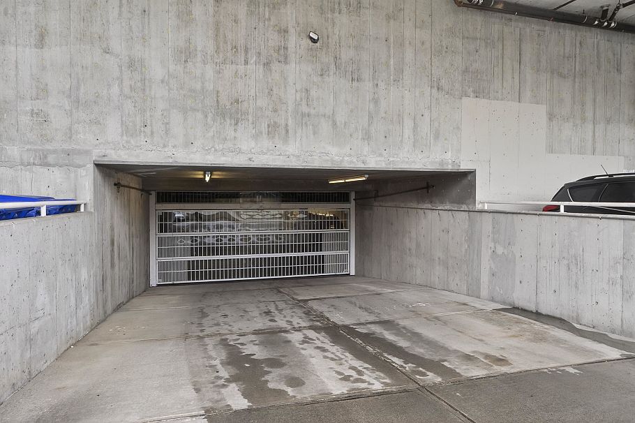 205 3151 Woodbine Drive North Vancouver, BC - 20