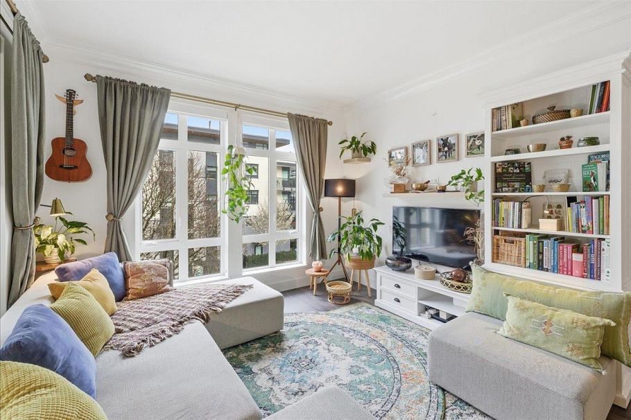 306 168 E 35th Avenue Vancouver, BC - 5