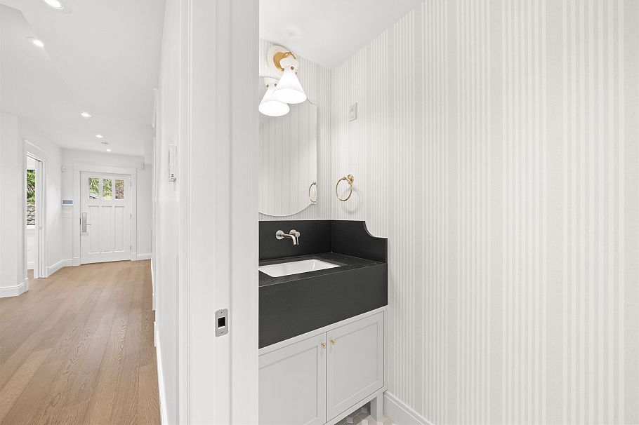 5815 Highbury Street Vancouver, BC - 14