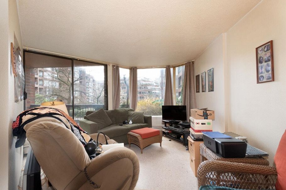 211 950 Drake Street Vancouver, BC - 7