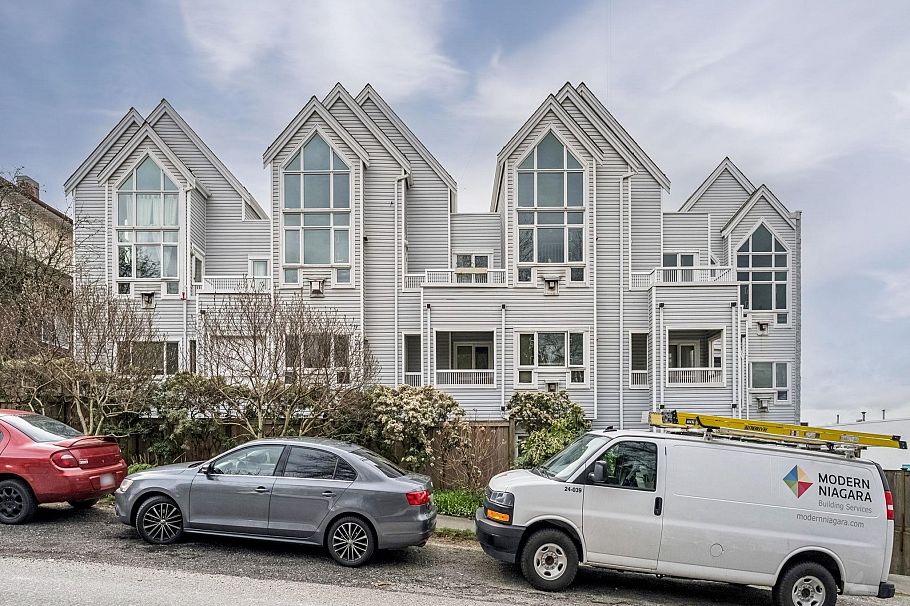 205 1330 Graveley Street Vancouver, BC - 27