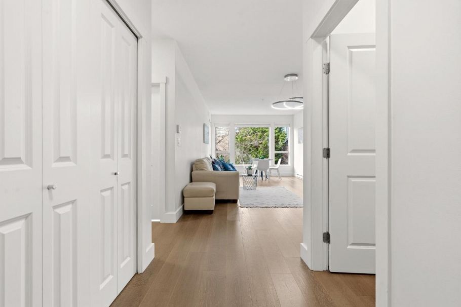 210 6268 Eagles Drive Vancouver, BC - 19