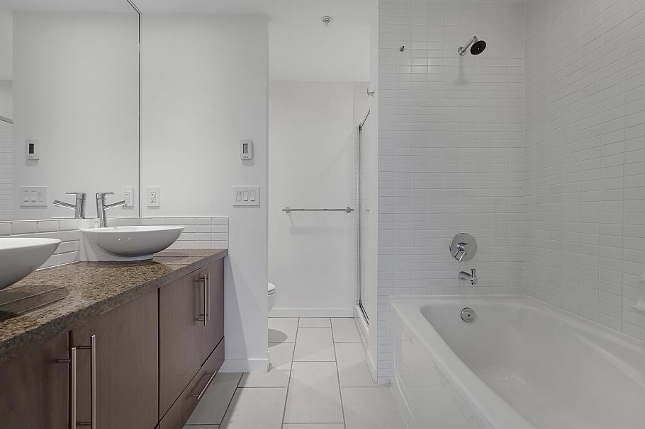 2404 1225 Richards Street Vancouver, BC - 17