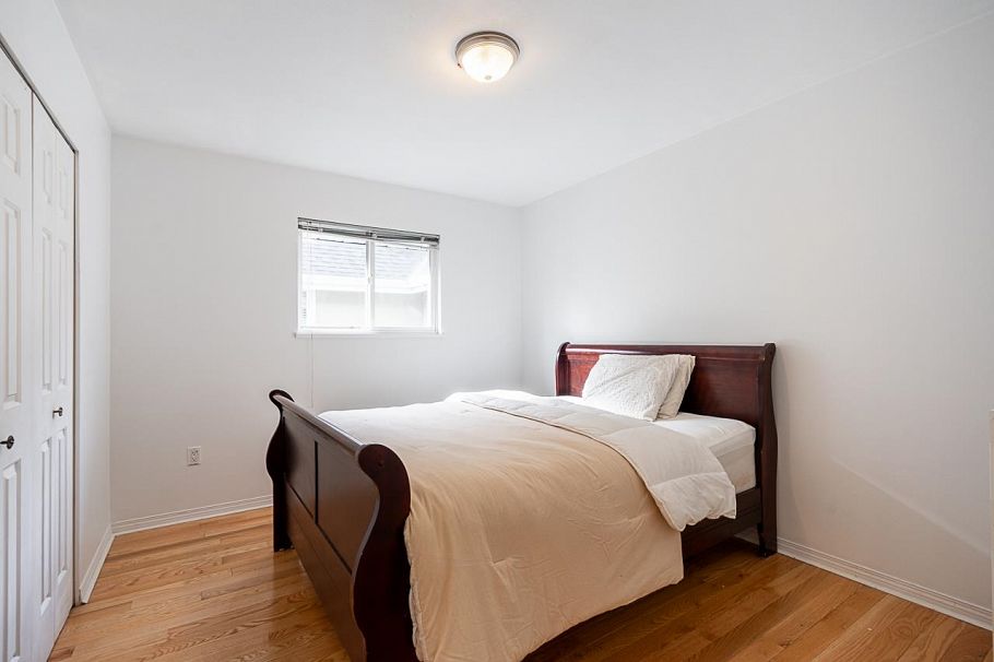 1407 E 12th Avenue Vancouver, BC - 15