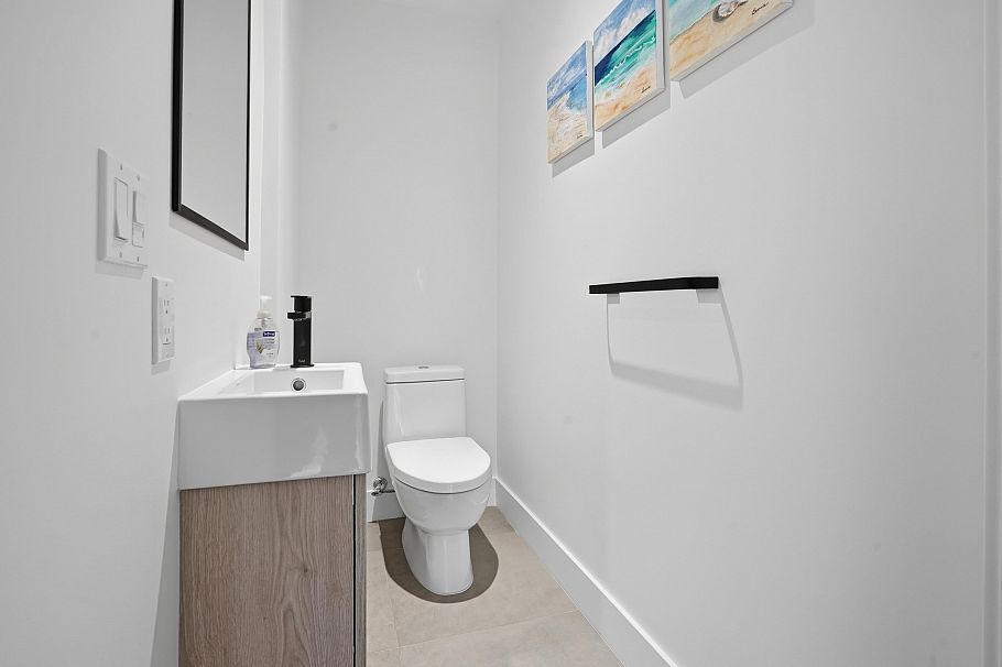 3960 Dumfries Street Vancouver, BC - 10