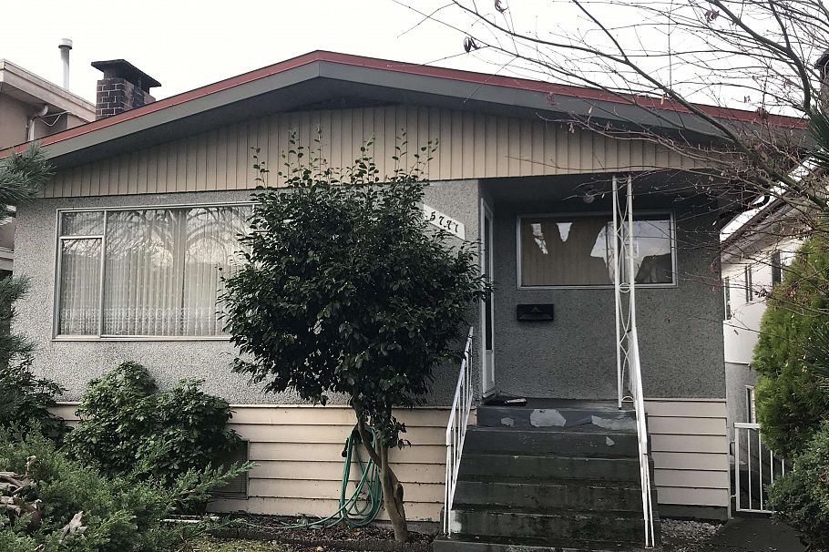 5771 Sherbrooke Street Vancouver, BC - 2