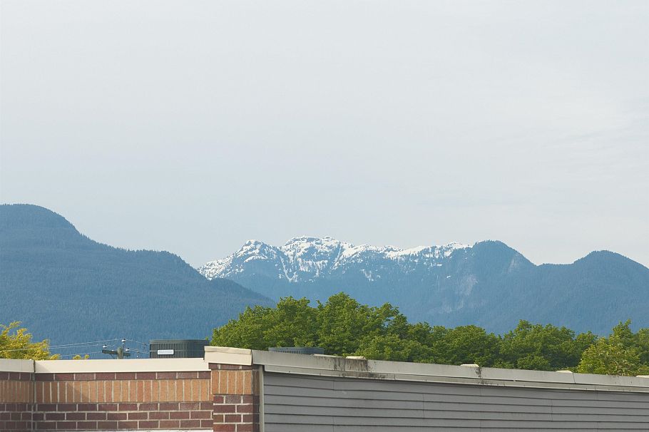 925 E 19th Avenue Vancouver, BC - 29