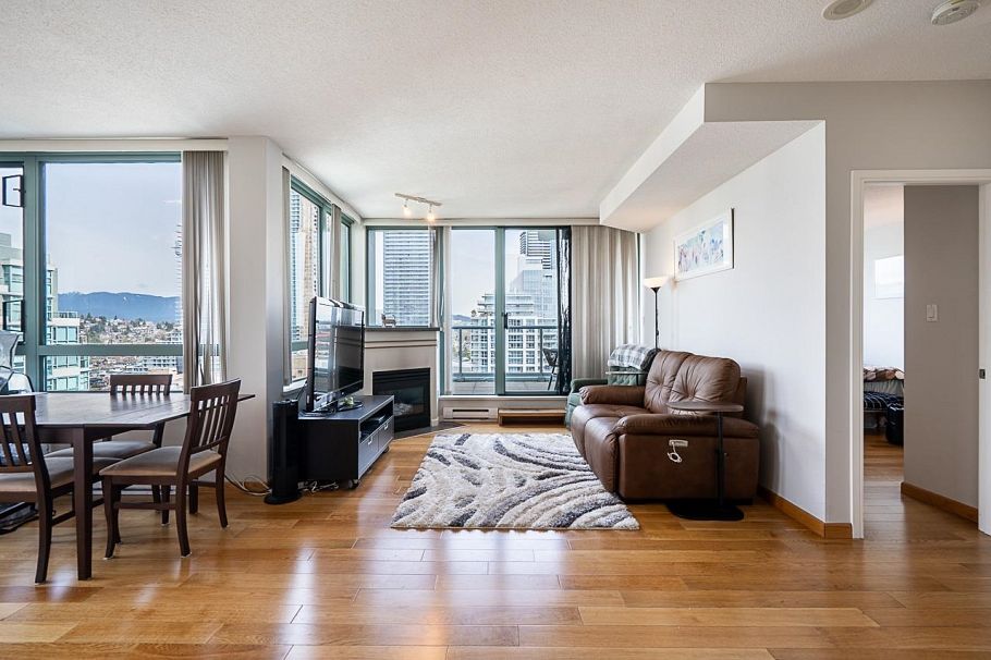 2504 4398 Buchanan Street Burnaby, BC - 5