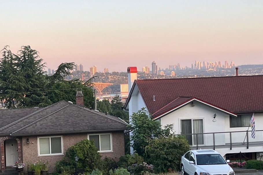 962 Whitchurch Street North Vancouver, BC - 34