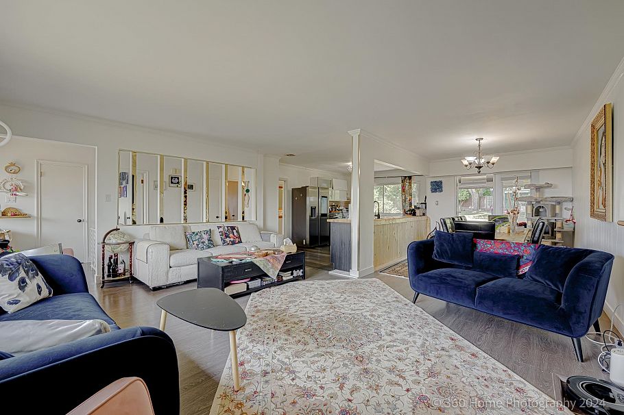 962 Whitchurch Street North Vancouver, BC - 3