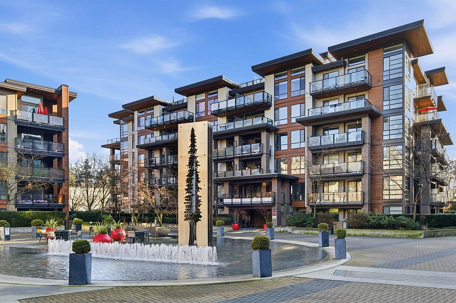605 719 W 3rd Street North Vancouver, BC - 1