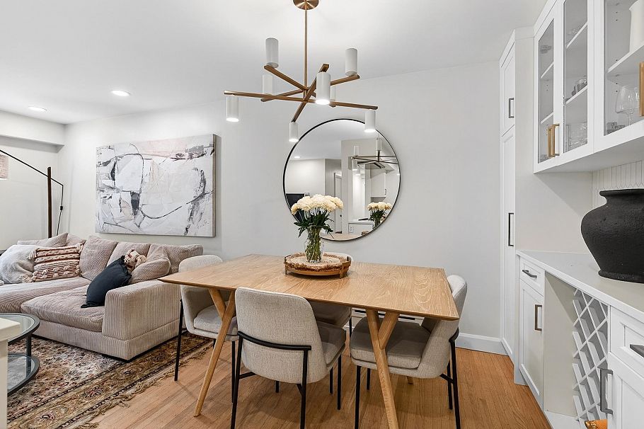 108 1424 Walnut Street Vancouver, BC - 7