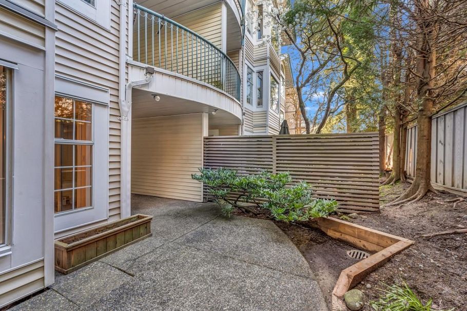 101 735 W 15 Avenue Vancouver, BC - 25