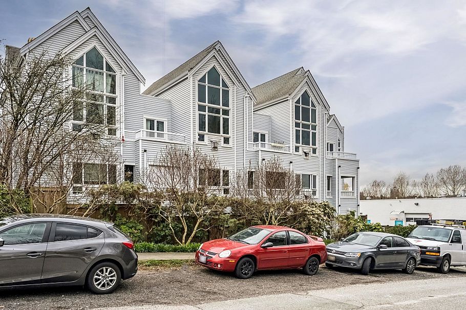 205 1330 Graveley Street Vancouver, BC - 26