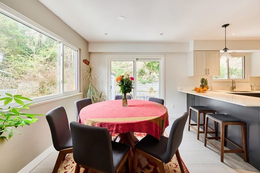 809 Seymour Boulevard North Vancouver, BC - 9