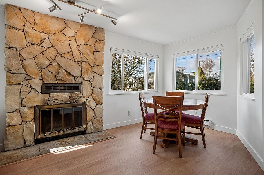 602 E 13th Avenue Vancouver, BC - 5