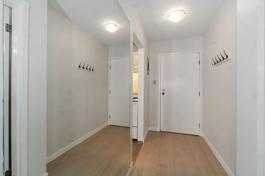 207 2920 Ash Street Vancouver, BC - 9