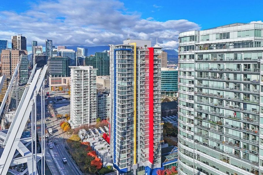2205 111 W Georgia Street Vancouver, BC - 24