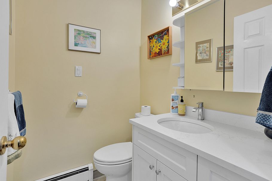 3281 W 30th Avenue Vancouver, BC - 25