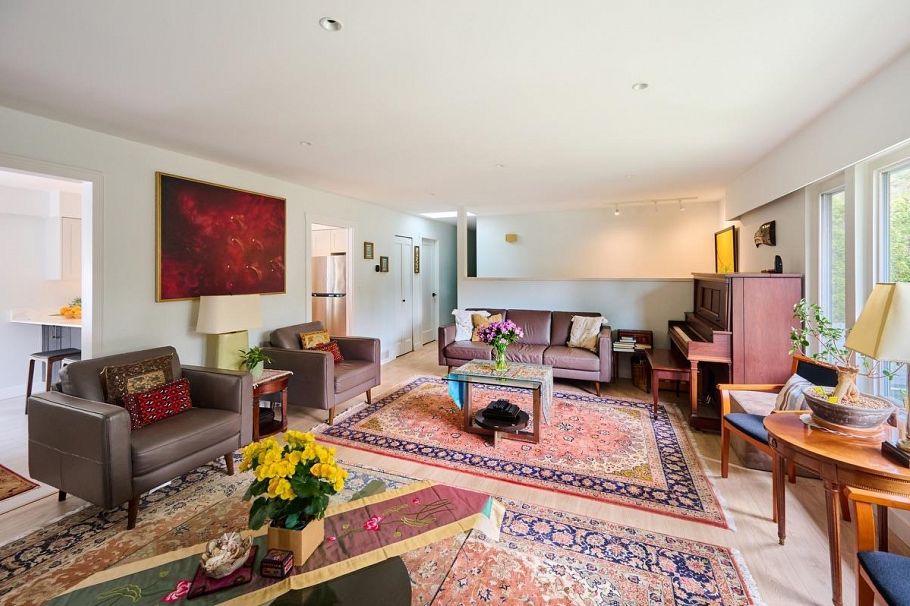 809 Seymour Boulevard North Vancouver, BC - 4