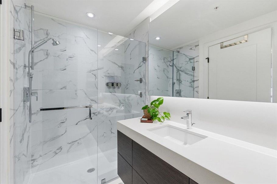 306 168 E 35th Avenue Vancouver, BC - 17