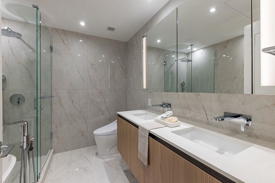 901 135 E 13th Street North Vancouver, BC - 11