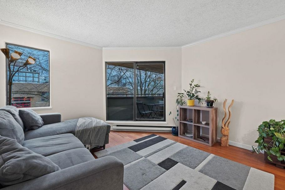 308 1476 W 10th Avenue Vancouver, BC - 13