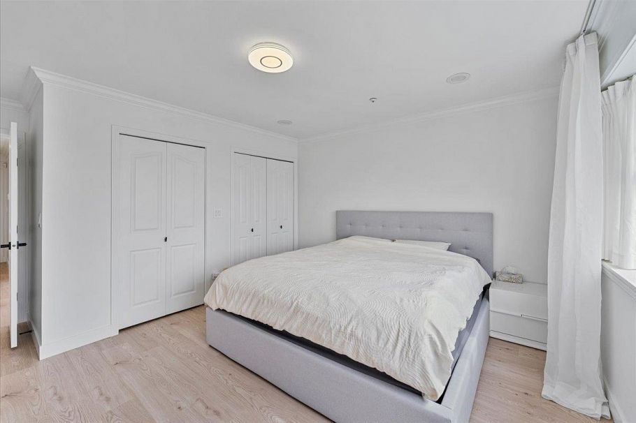 817 W 60th Avenue Vancouver, BC - 29