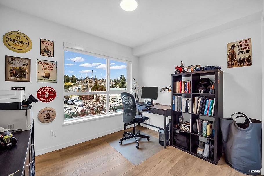 1 533 E 3rd Street North Vancouver, BC - 28