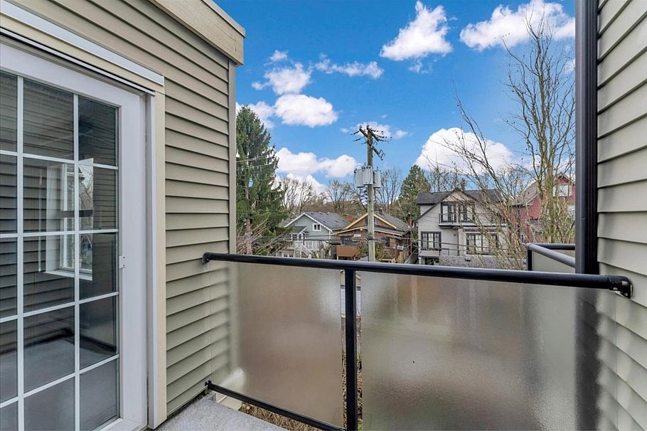 307 876 W 16th Avenue Vancouver, BC - 21