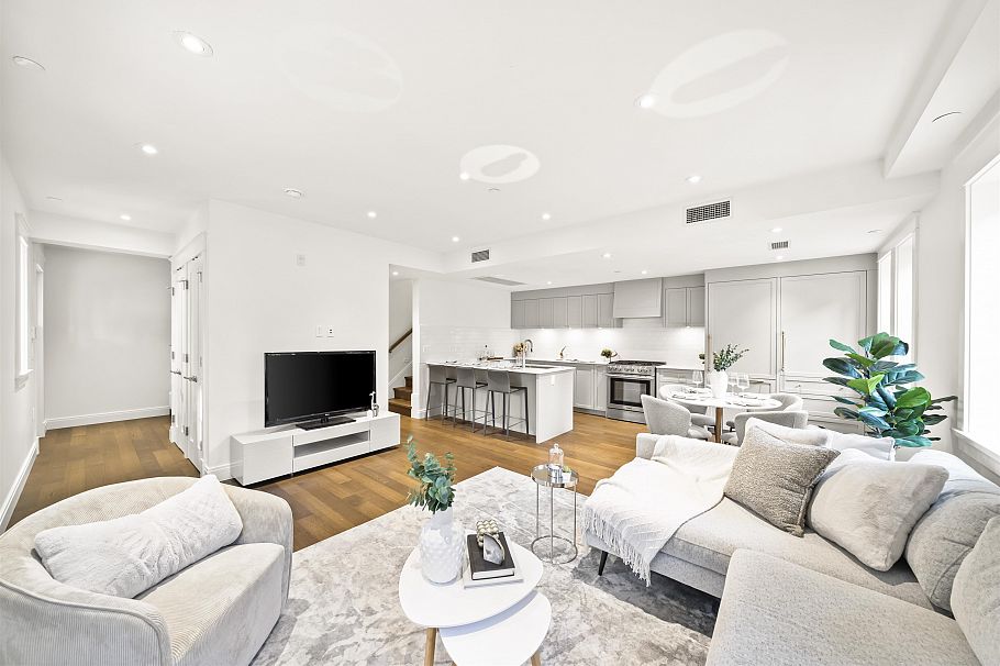 2 5819 Highbury Street Vancouver, BC - 13