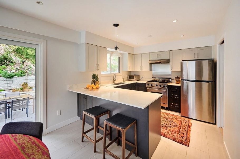 809 Seymour Boulevard North Vancouver, BC - 5