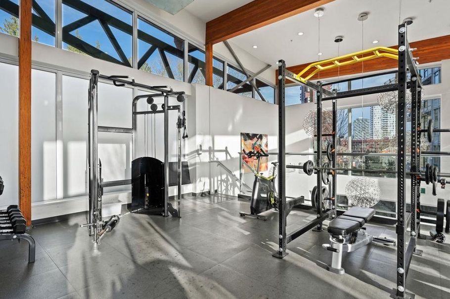 903 3281 E Kent Avenue North Vancouver, BC - 26