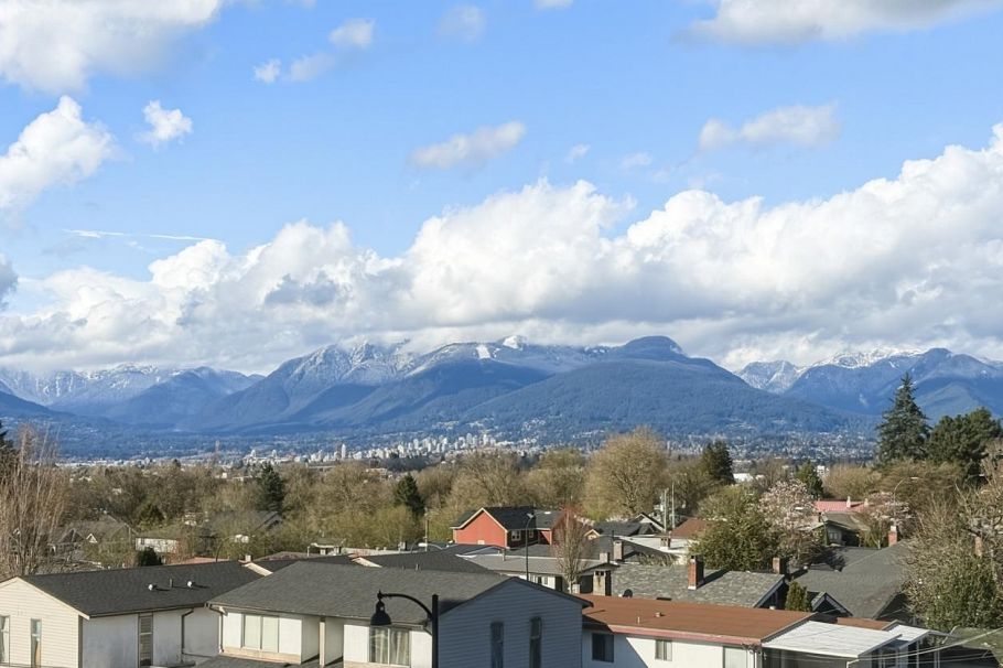 308 4818 Eldorado Mews Vancouver, BC - 1