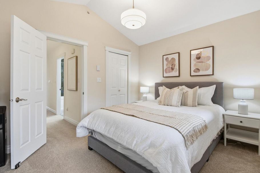 1530 Kitchener Street Vancouver, BC - 16