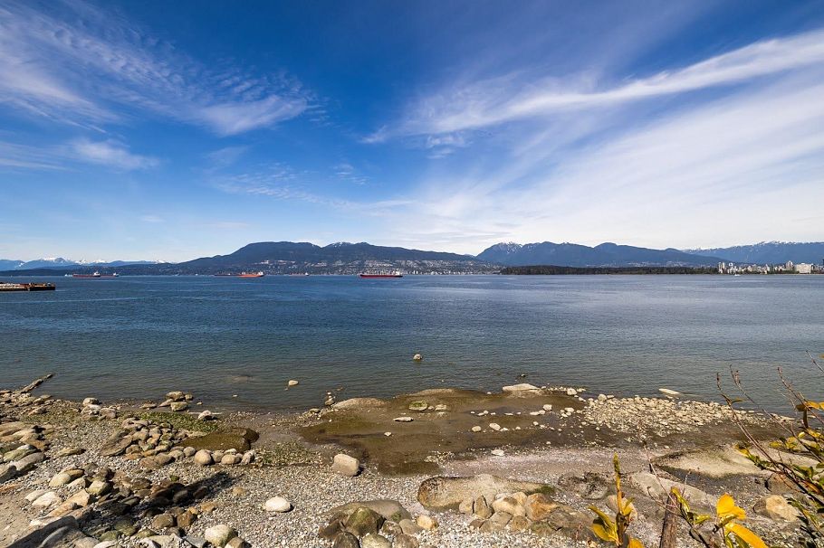 3240 W 1st Avenue Vancouver, BC - 39